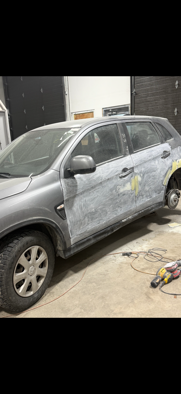 Mitsubishi before repair